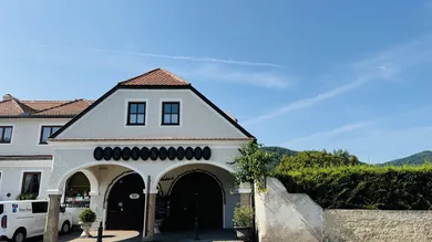 885m² Commercial property in Durnstein, Austria No. 236882