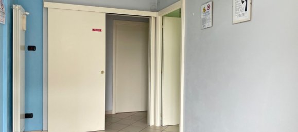 90m² Office in Bareggio, Italy No. 381422 2