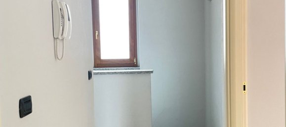 90m² Office in Bareggio, Italy No. 381422 9