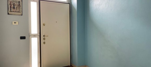 90m² Office in Bareggio, Italy No. 381422 3