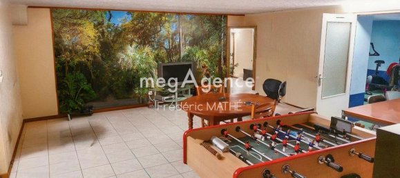 7 bedrooms House in Pont-Sainte-Marie, France No. 155623 14