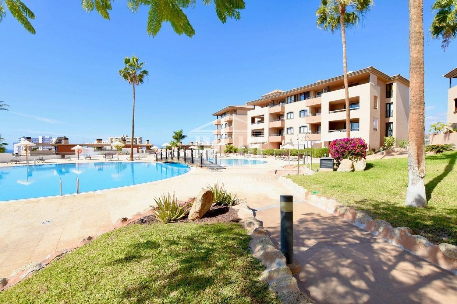 Квартира с 2 спальнями в Адехе, Испания № 125449