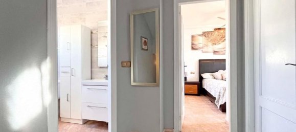 4 bedrooms House in La Zenia, Spain No. 187956 12