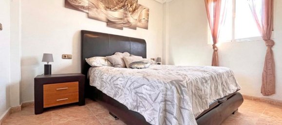 4 bedrooms House in La Zenia, Spain No. 187956 6