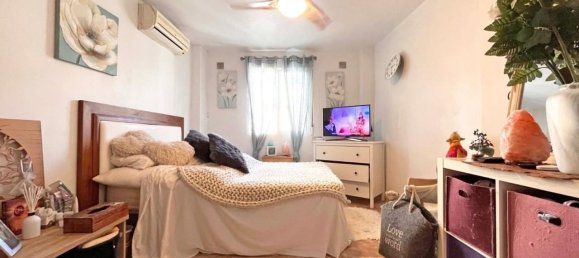 4 bedrooms House in La Zenia, Spain No. 187956 37