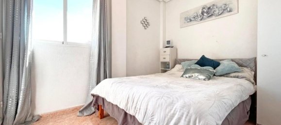 4 bedrooms House in La Zenia, Spain No. 187956 13