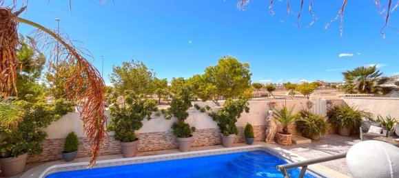 4 bedrooms House in La Zenia, Spain No. 187956 23