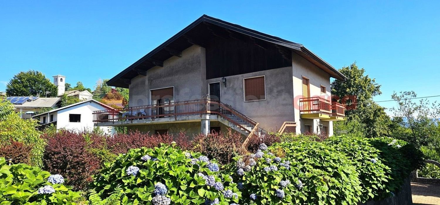 10 bedrooms Villa in Prarostino, Italy No. 337120