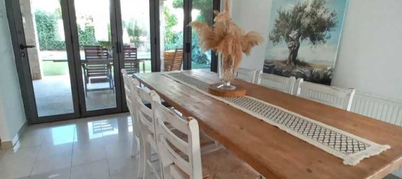 4 bedrooms Commercial property in Lakatamia, Cyprus No. 18577 3