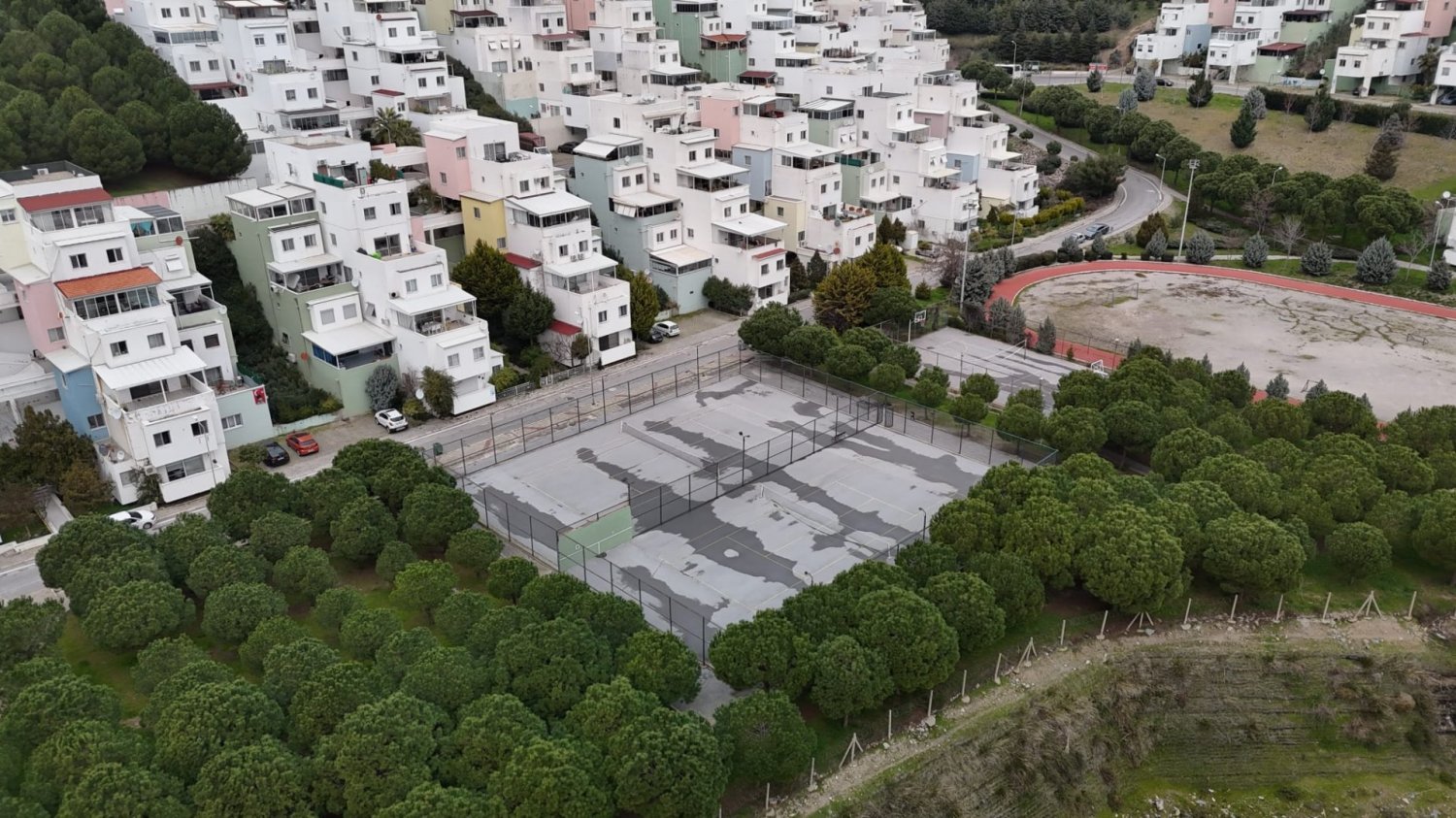 Apartment 4+1 in Izmir, Turkey No. 34289