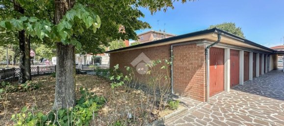 4 rooms Apartment in Carpi, Italy No. 271739 11