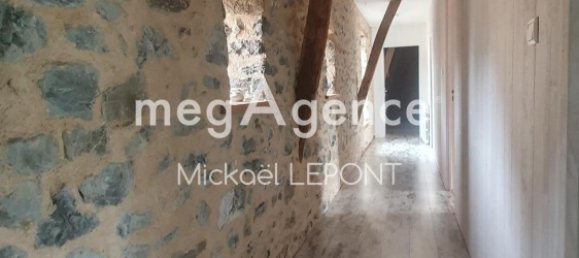 Villa T3 em Le Genest-Saint-Isle, France N.º 99044 9