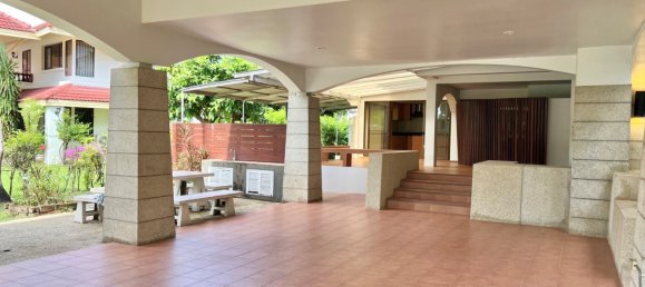 4 bedrooms Cafe / restaurant in Hua Hin, Thailand No. 6373 9