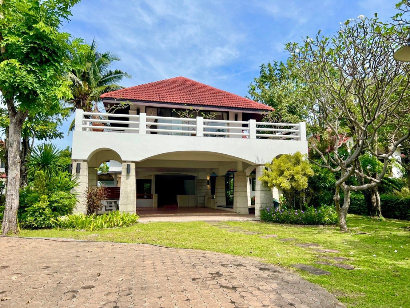 4 bedrooms Cafe / restaurant in Hua Hin, Thailand No. 6373