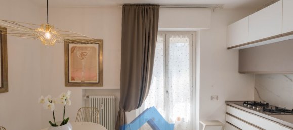 Apartamento de 3 divisões em Bergamo, Italy N.º 6150 20