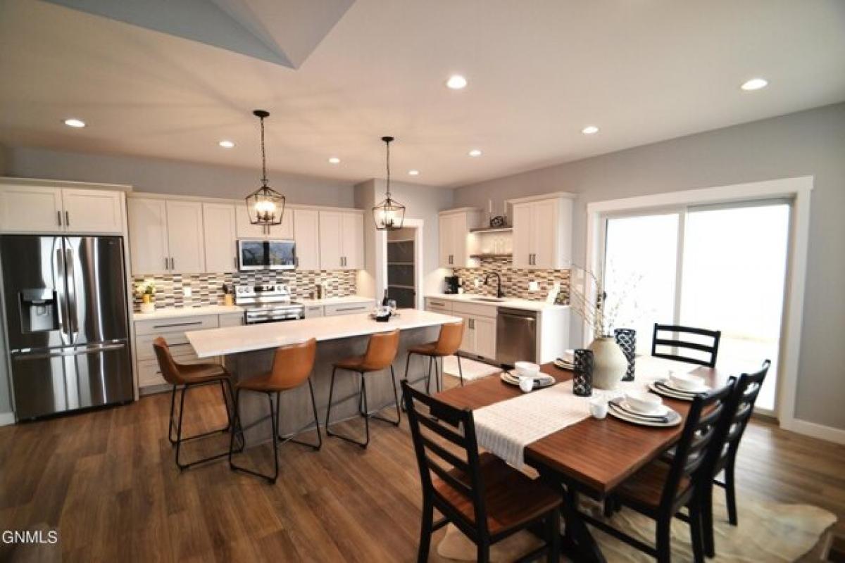 3 bedrooms House in Bismarck, USA No. 378339