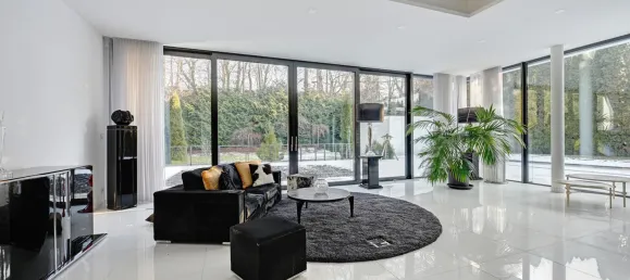 4 bedrooms Villa in Munich, Germany No. 160376 9
