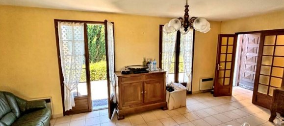 5 Schlafzimmer Haus in Pruniers, France, Nr. 215935 4