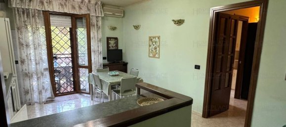 3 bedrooms Apartment in Rome, Italy No. 335858 10