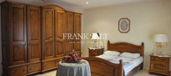 Casa de 4 dormitorios en Fontana, Malta No. 5550 24