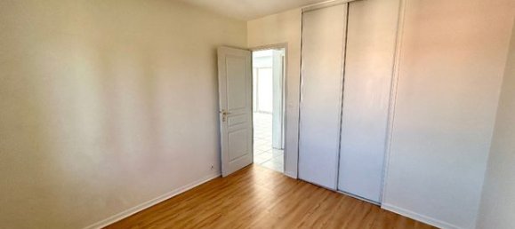 2 chambres Appartement à Montélimar, France No. 305124 8