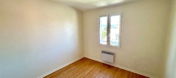 2 chambres Appartement à Montélimar, France No. 305124 7