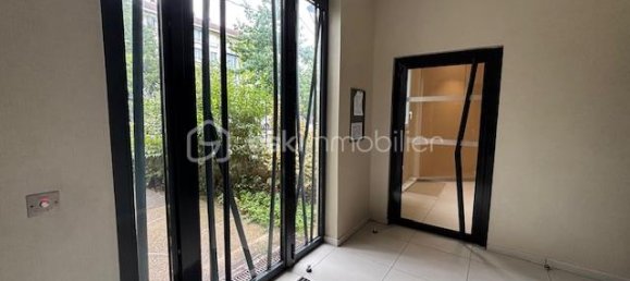 1 bedroom Apartment in Joinville-le-Pont, France No. 327949 11