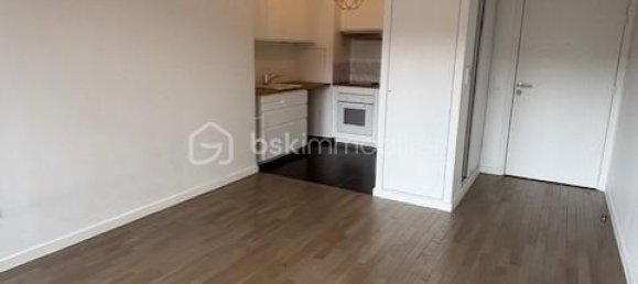1 bedroom Apartment in Joinville-le-Pont, France No. 327949 5