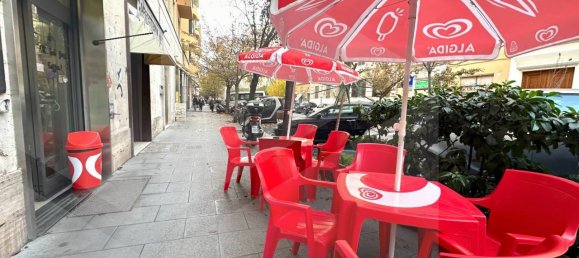 3 rooms Commercial property in Rome, Italy No. 20483 17