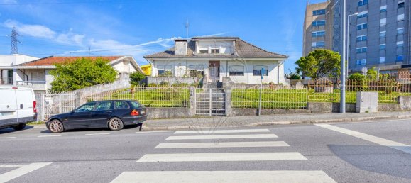 4 bedrooms House in Maia, Portugal No. 184200 27