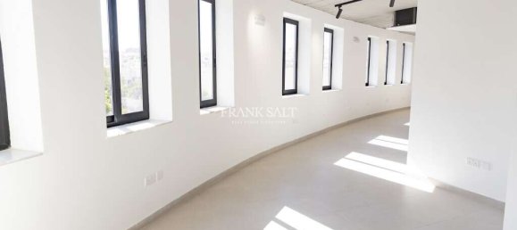 Офис 80м² в Марса, Мальта № 12698 31