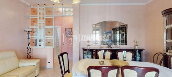 Здание с 3 спальнями в Турин, Италия № 305153 4