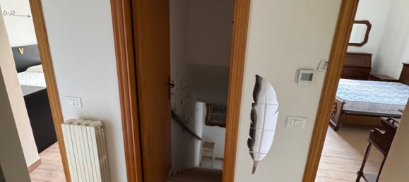 5 rooms Apartment in Gessopalena, Italy No. 273083 4