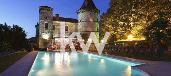 Castelos T44 em Vignieu, France N.º 64459 4