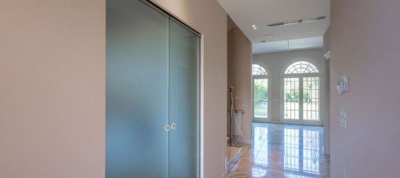 6 bedrooms Villa in San Lazzaro di Savena, Italy No. 322364 8