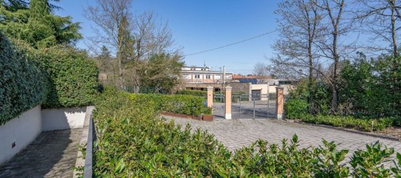 6 bedrooms Villa in San Lazzaro di Savena, Italy No. 322364 28