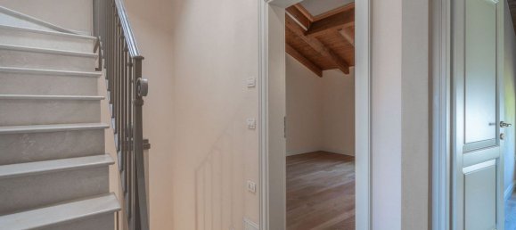 6 bedrooms Villa in San Lazzaro di Savena, Italy No. 322364 13