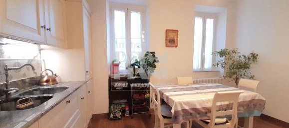 5 rooms Apartment in Lucca, Italy No. 16734 17