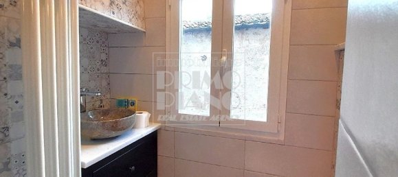 5 rooms Apartment in Lucca, Italy No. 16734 4