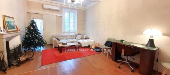 5 rooms Apartment in Lucca, Italy No. 16734 3