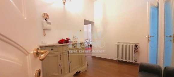 5 rooms Apartment in Lucca, Italy No. 16734 10