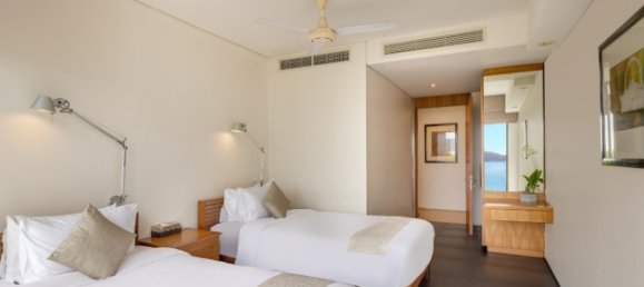 5 bedrooms Villa in Kamala, Thailand No. 12408 8