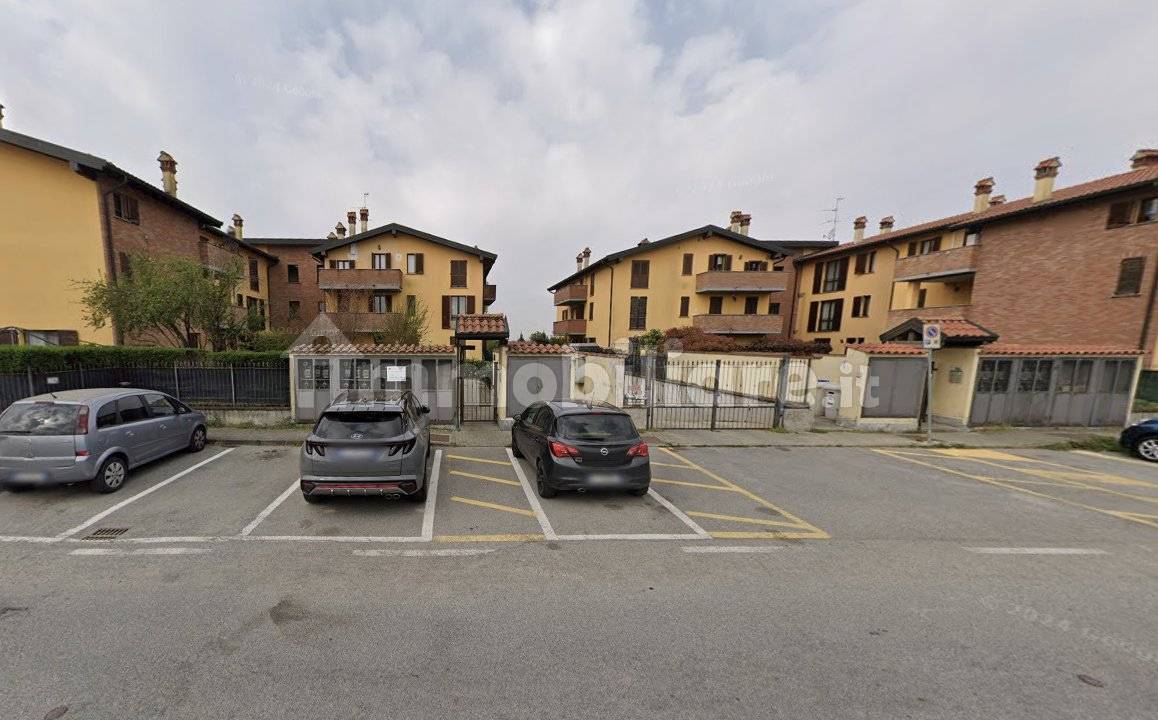 1 غرف نوم شقة في Certosa di Pavia, Italy رقم 206758