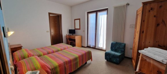 Hotel in Tambre, Italy 4700m², Nr. 152790 8