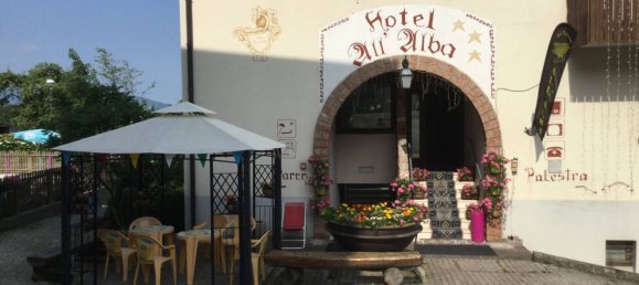 Hotel in Tambre, Italy 4700m², Nr. 152790 2