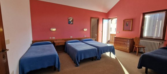 Hotel in Tambre, Italy 4700m², Nr. 152790 17