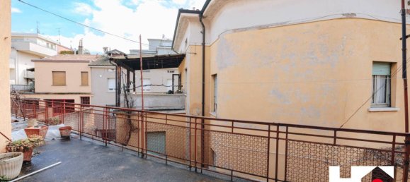 3 bedrooms Villa in Brescia, Italy No. 292780 28