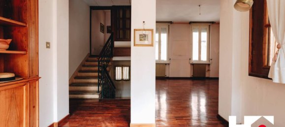 3 bedrooms Villa in Brescia, Italy No. 292780 30