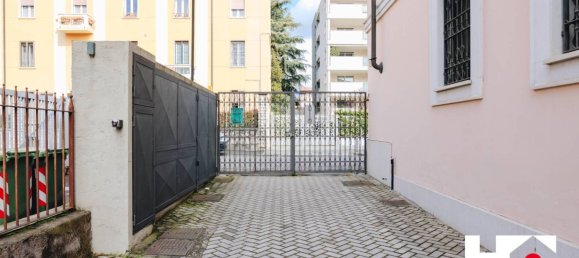 3 bedrooms Villa in Brescia, Italy No. 292780 13