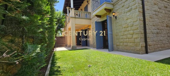 5 chambres Villa à Pyrgos, Cyprus No. 355 10